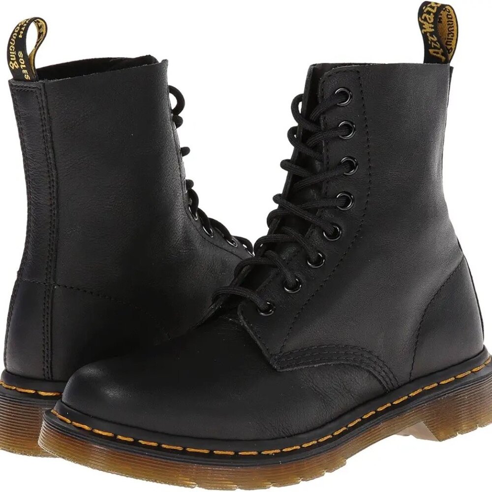 Dr. Martens 1460 Smooth Leather Combat Boots Black Women’s Lace Up Classic